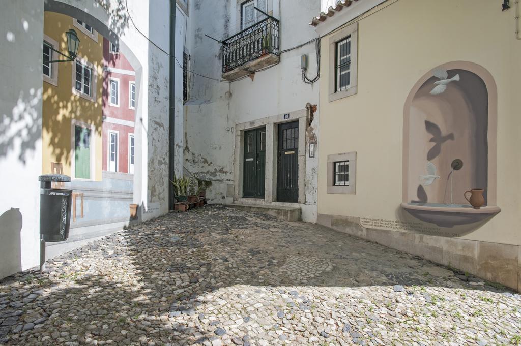 Stay Local In Alfama! Alice Central Home, Near River Lisboa Exterior foto