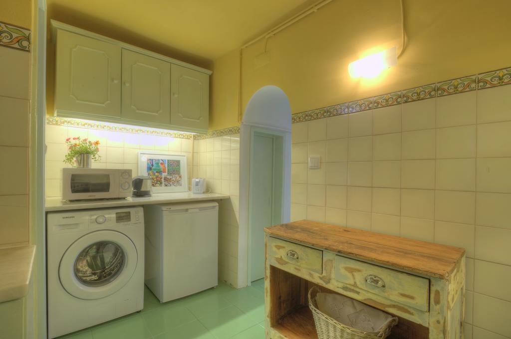 Stay Local In Alfama! Alice Central Home, Near River Lisboa Exterior foto